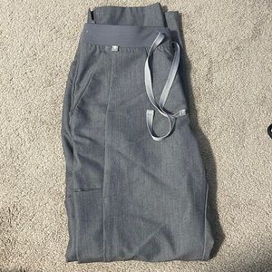 FIGS Ankle Scrub Pant (Light Grey)